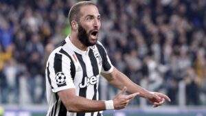 Higuain sedotto e abbandonato: il Pipita oscurato da CR7, ma merita rispetto