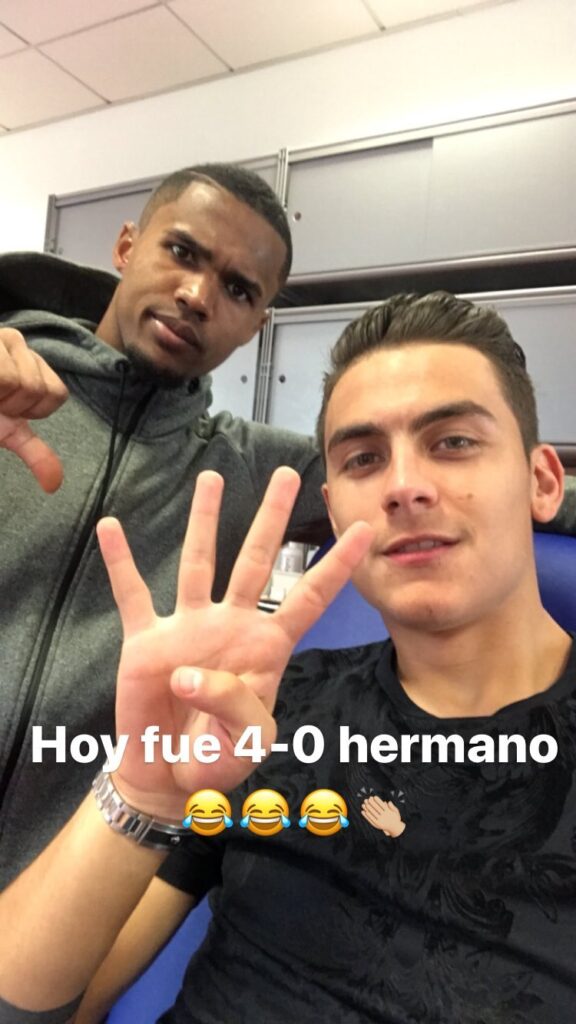Dybala cala il poker, lo sfottò a Douglas Costa - FOTO 39 dybala douglas costa