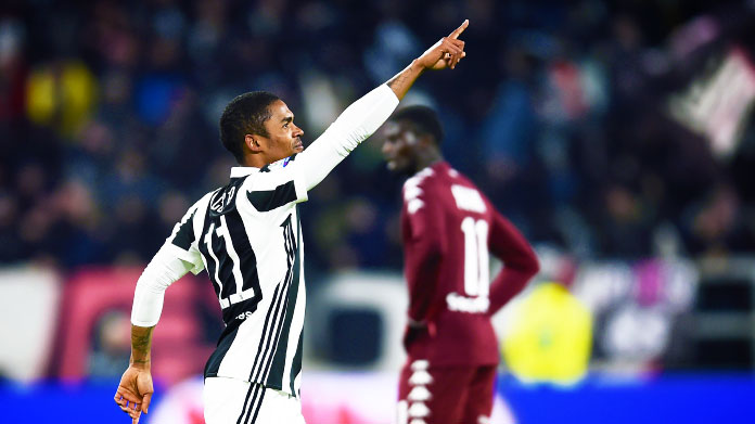 Derby della Mole - Il Torino studia il Tottenham 36 douglas costa esultanza juventus torino gennaio 2018