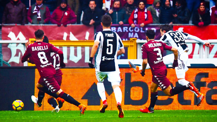 Derby della Mole, in città manifesti contro i granata - FOTO 36 bernardeschi torino juventus febbraio 2018