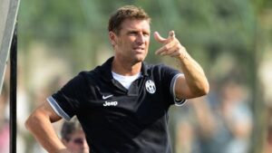 Carrera: «Allenare la Juve sarebbe un onore»