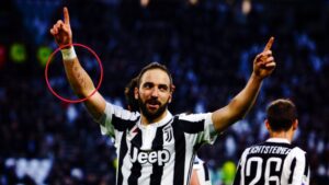 Higuain e la famiglia tatuata sul braccio: «Insieme siamo invincibili»