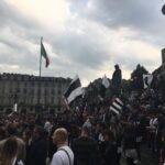 Festa scudetto Juve: i tifosi bianconeri in centro - GALLERY 39 Festa scudetto Juve 3 1