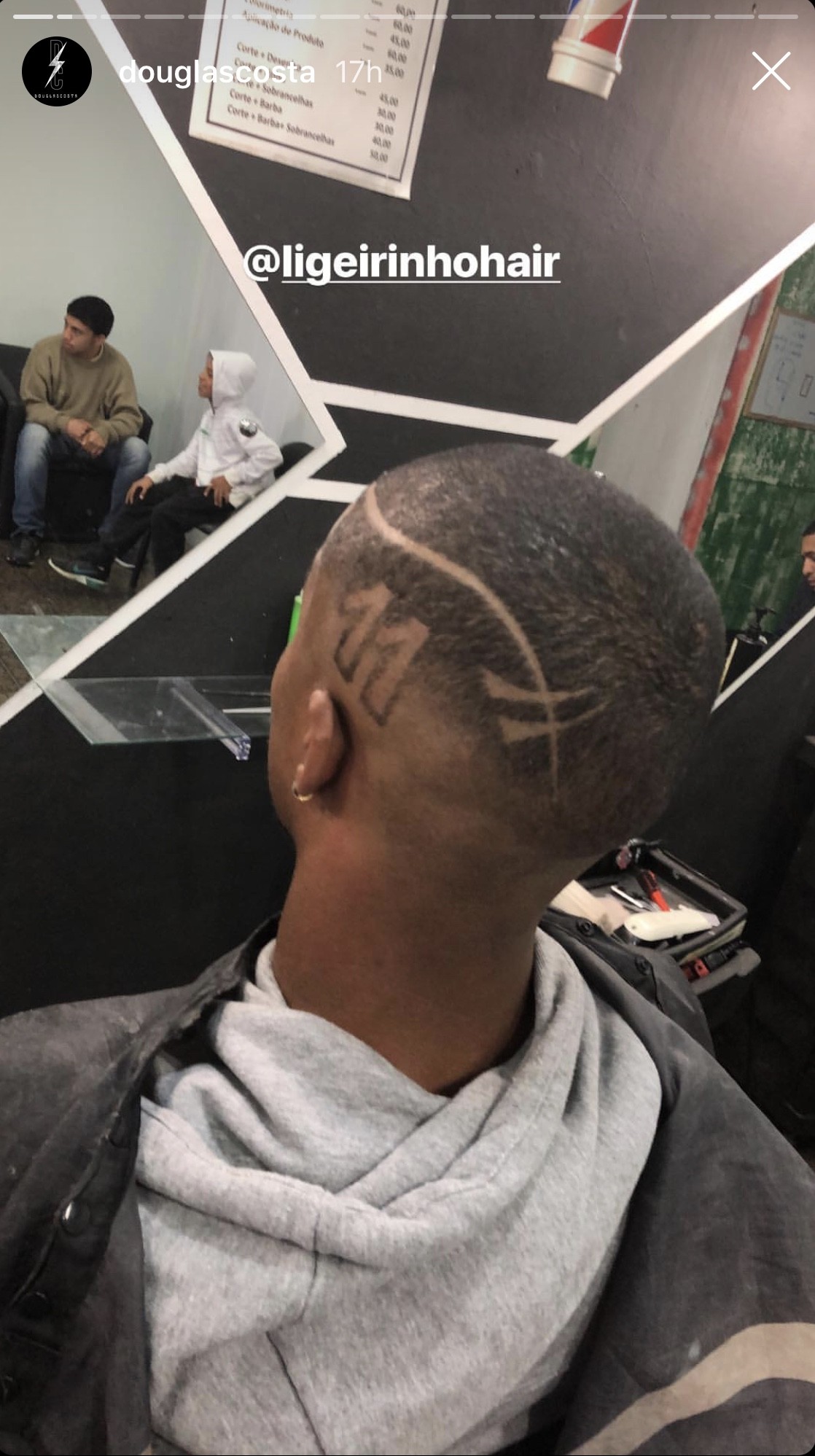 Douglas Costa, la nuova capigliatura è social - FOTO 39 536B0D3B 7F52 4345 B109 C5E1AD9B4B20