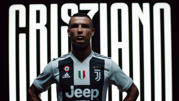 Ronaldo juventus maglia spot luglio