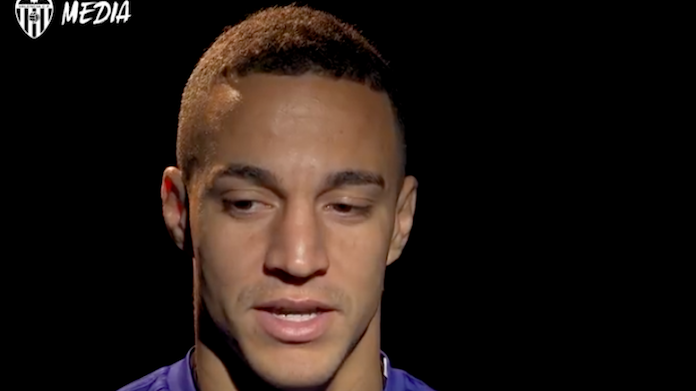 Valencia, Rodrigo: «Juve favorita per la Champions, ma io l'ho già battuta» - VIDEO 36 Schermata 2018 09 18 alle 15.42.31