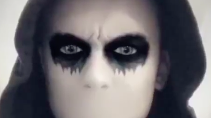 La Dybalamask fa paura: il travestimento della Joya per Halloween - VIDEO 36 Schermata 2018 10 31 alle 17.23.43