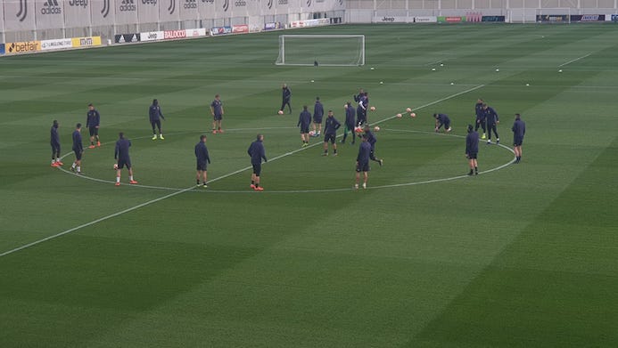 Juve, due giocatori dell'Under 17 nella rifinitura pre Champions - FOTO 36 torello juve