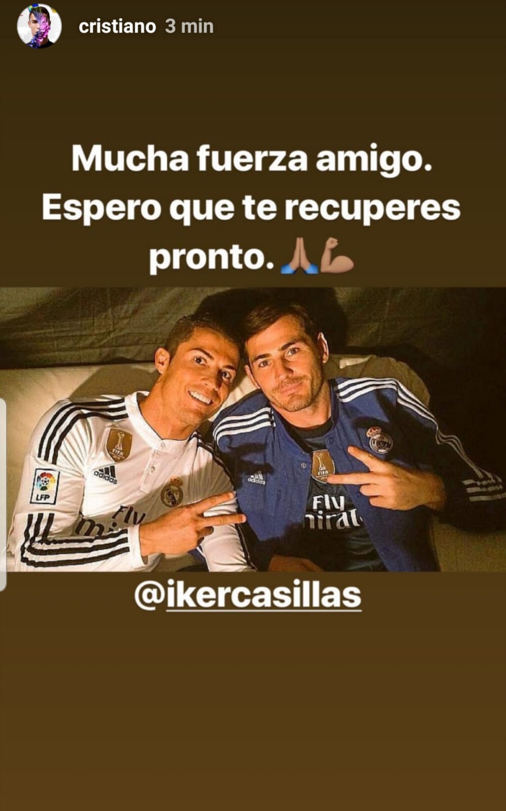 Cristiano Ronaldo, messaggio a Casillas: «Forza amico!» - FOTO 39 ronaldo casillas
