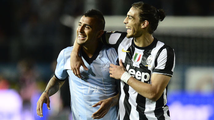 Caceres e Vidal, abbraccio in Copa America: i tifosi della Juve si sciolgono - FOTO 38 caceres vidal