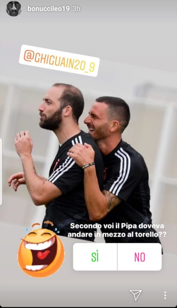Higuain, sorrisi e scherzi con Bonucci in allenamento - FOTO 39 bonucci higuain