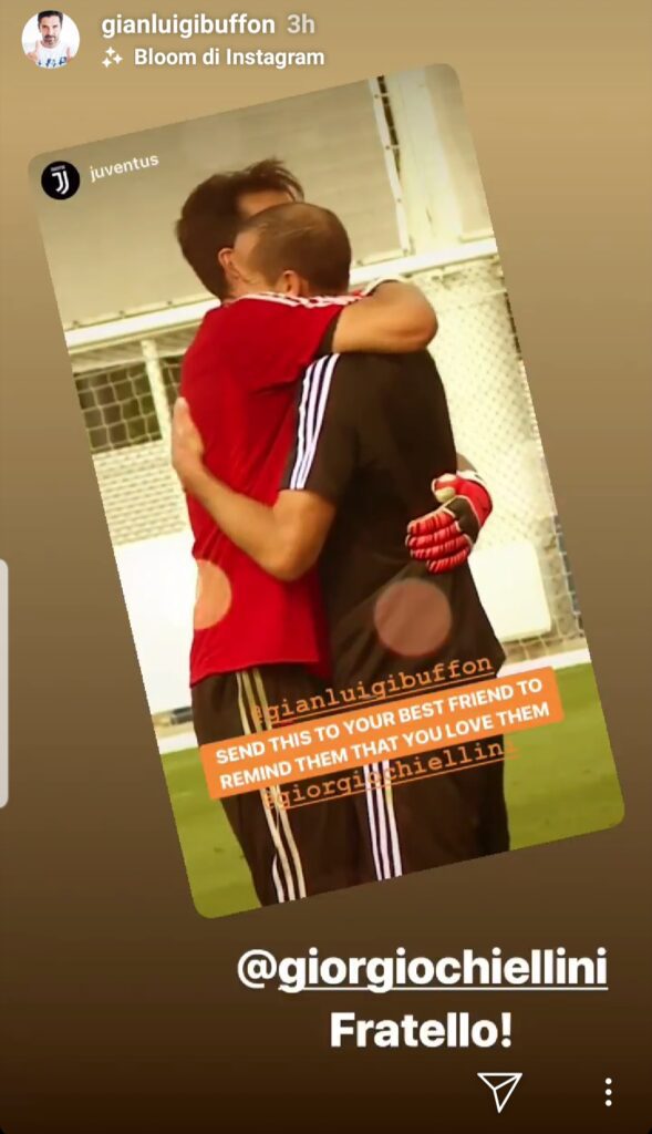 Buffon e l'abbraccio con Chiellini: un gesto che vale più di mille parole - FOTO 39 buffon chiellini