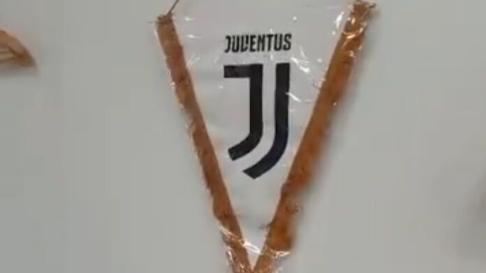 Spogliatoio Juve: la maglia scelta per il match con il Brescia - VIDEO 36 spogliatoio juve