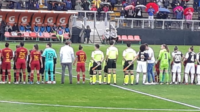 Roma-Juventus Women: un narciso contro la violenza sulle donne - VIDEO 36 Roma Juventus Women
