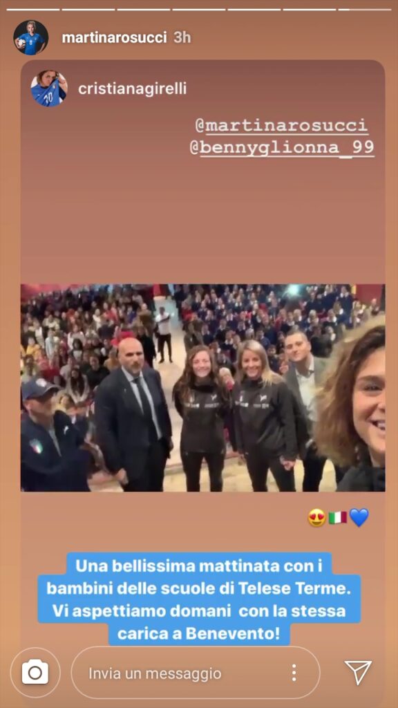 La Nazionale femminile incontra le scuole: l'invito di Rosucci - FOTO 39 Screenshot 20191107 142258 Instagram