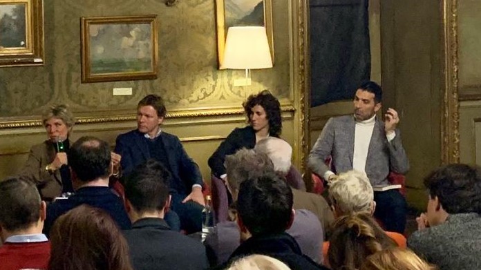 Buffon ospite alla presentazione del libro "Non pettinavamo mica le bambole " - FOTO 38 Buffon alciato