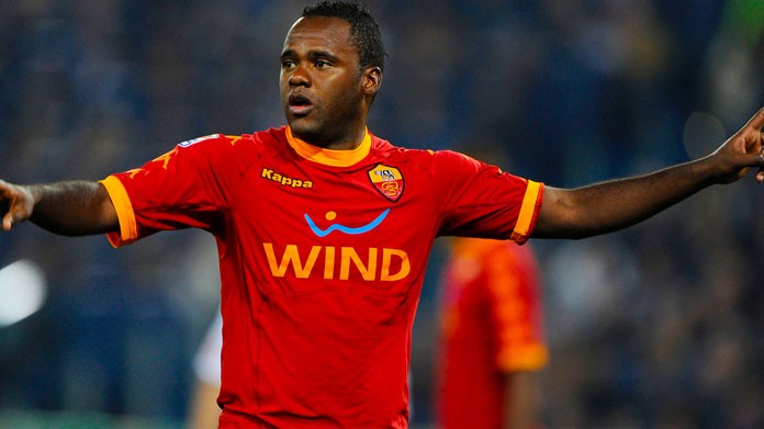 Simplicio: «La Roma contro la Juve può ripetere il successo del 2011» 36 Simplicio