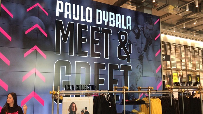 Dybala Meet & Greet: l'attaccante della Juve incontra i tifosi - VIDEO 36 dybala