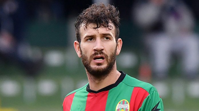 Favalli positivo al Coronavirus: «Siamo uomini, non supereroi» 36 Alessandro Favalli