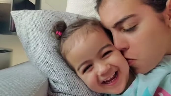 Georgina Rodriguez con la piccola Alana: «Noi siamo ancora a casa» - VIDEO 38 georgina