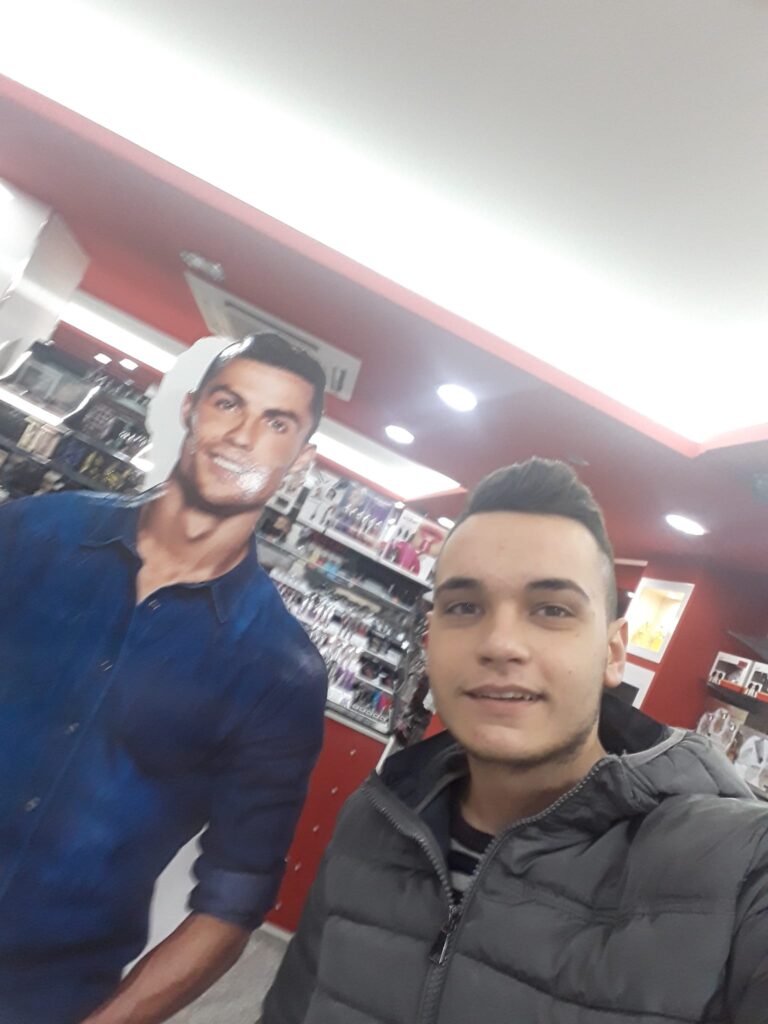 Tifosi Juve, distanti ma uniti: Giuseppe e il suo autolavaggio "Pulicar" 39 giuseppe