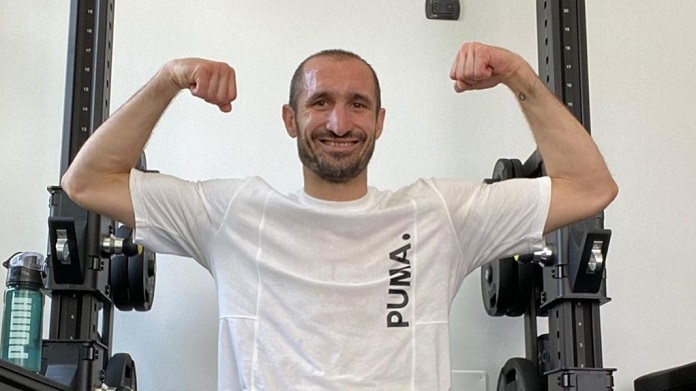 Chiellini non si ferma: allenamento casalingo per il capitano della Juve - FOTO 36 chiellini