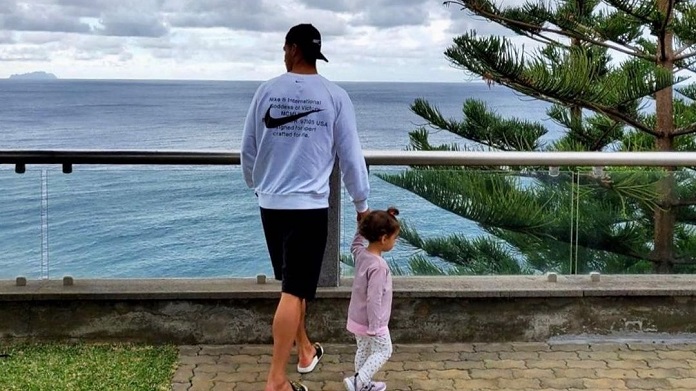 Cristiano Ronaldo papà d'oro: momento unico con la piccola Alana - FOTO 36 cristiano ronaldo figli alana
