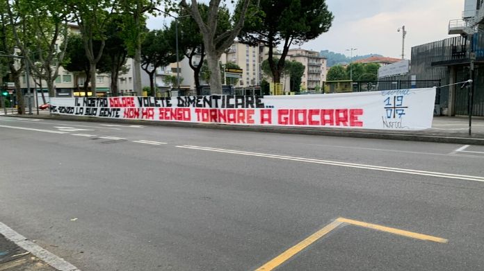 Striscione tifosi Atalanta: «Non ha senso tornare a giocare» - FOTO 36 Striscione tifosi Atalanta