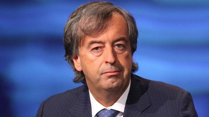 Burioni ironizza: «Collega Cristiano Ronaldo, benvenuto tra i virologi» 36 burioni
