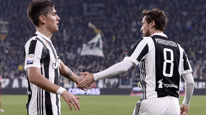 Marchisio con i figli: omaggio a Dybala e Douglas Costa - FOTO 40 dybala marchisio