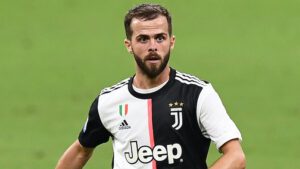 Pjanic scatenato: «C’è chi scrive la storia e chi la legge» – FOTO