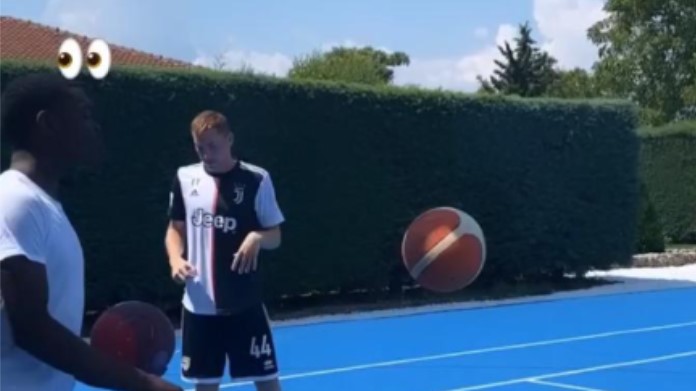 Kulusevski in maglia Juve: lo svedese fa già le prove - FOTO 40 Kulusevski Juve