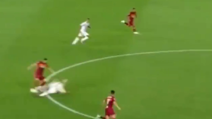 Demiral è tornato: tackle duro in Juve-Roma che infiamma i tifosi - VIDEO 36 demiral