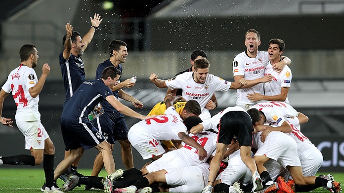 Juve, complimenti al Siviglia: «Congratulazioni per l'Europa League» 36 siviglia europa league