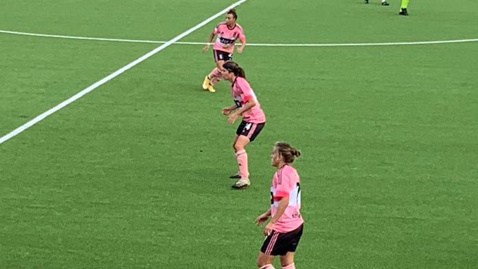 Juventus Women, ecco la maglia rosa anche per le ragazze - FOTO 36 juventus women 1