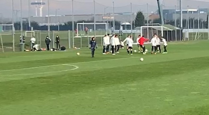 Allenamento Juve: squadra divisa in due gruppi alla Continassa 36 Allenamento Women