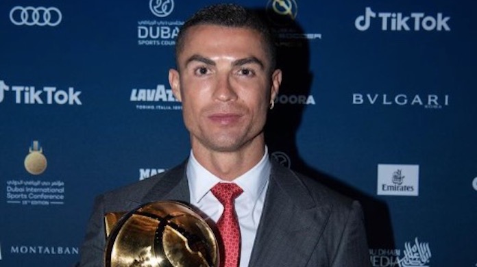 Cristiano Ronaldo dopo i Globe Soccer Awards: «Gioia e orgoglio» - FOTO 36 cristiano globe soccer awards