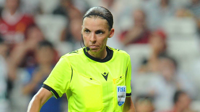 Spadafora sull'arbitro donna in Juve-Dinamo: «Entrerà nella storia» 36 frappart