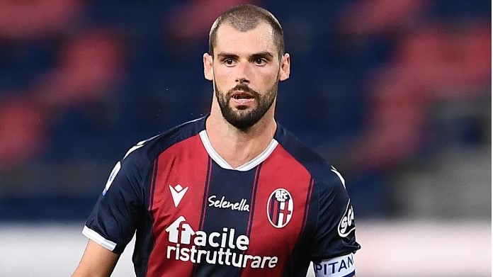 Poli, da "nuovo Pirlo" all'ipotesi sfumata alla Juventus. Retroscena 36 Poli Bologna