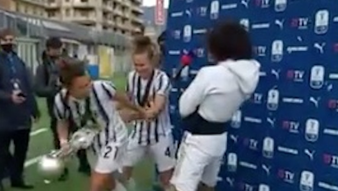 Juventus Women, intervista per Sara Gama: ma Caruso e Galli... - VIDEO 38 juventus women 1