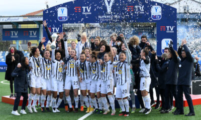 premiazione supercoppa juventus women