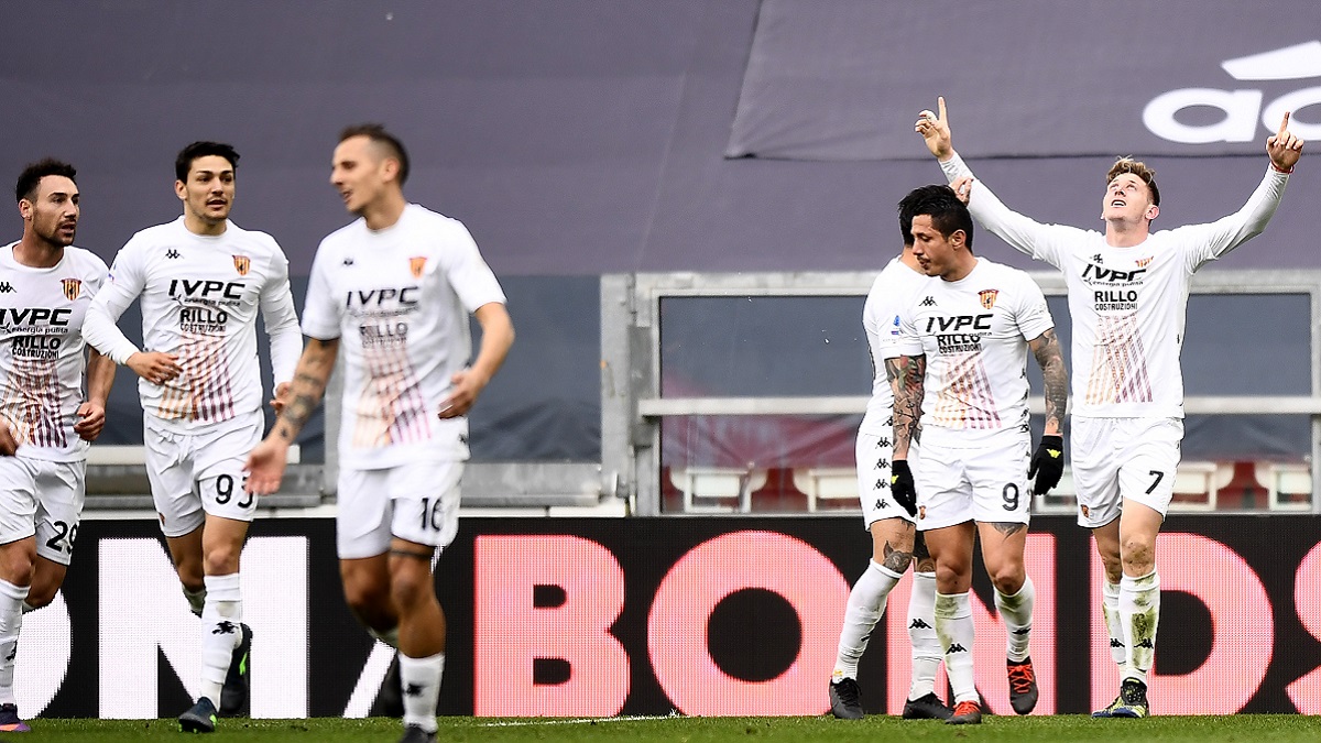 Benevento, pazza esultanza social: giallorossi su di giri dopo la vittoria - FOTO 36 gol benevento