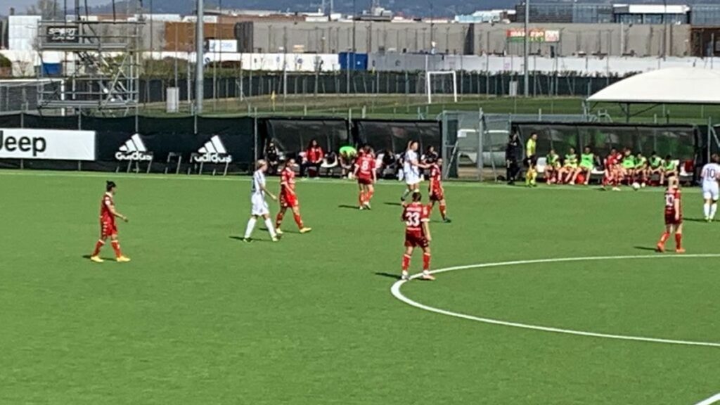 Juventus women pink bari
