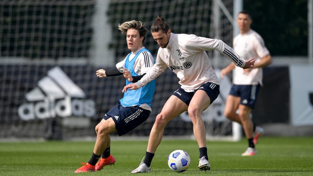 Rabiot fagioli allenamento juve