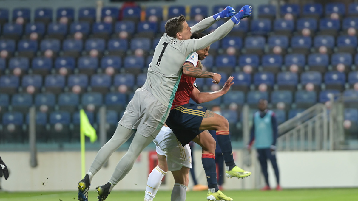 Szczesny carica l'ambiente: «Lo faremo fino all'ultima giornata!» 36 szczesny joao pedro cagliari