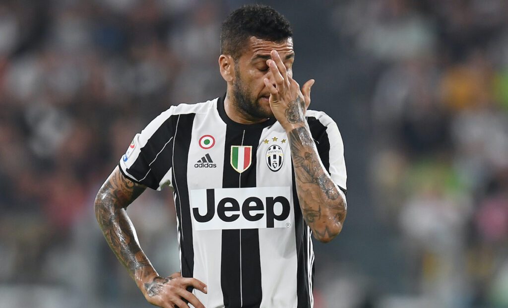 Dani alves juventus