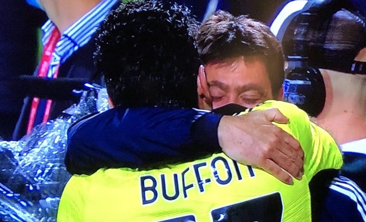Agnelli Buffon: abbracci e lacrime dopo la vittoria della Coppa Italia 36 abbraccio buffon agnelli
