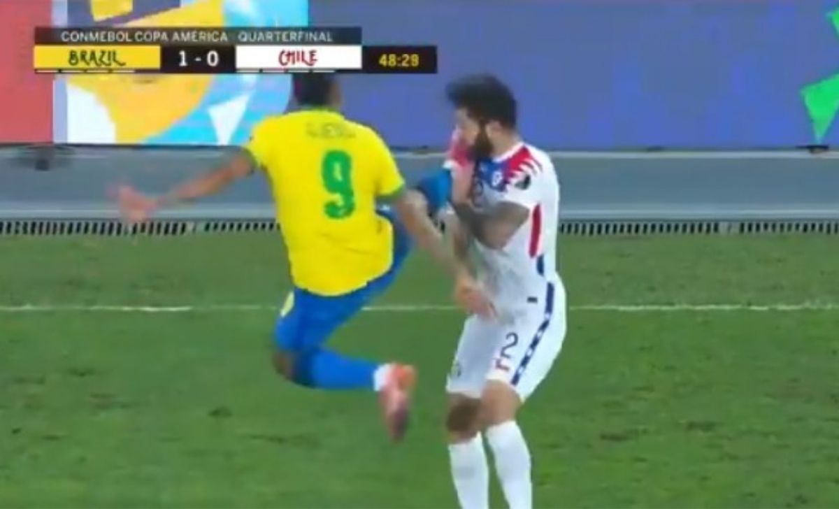Gabriel Jesus intervento killer: espulso in Copa America - VIDEO 36 Progetto senza titolo 2021 07 03T113458.233
