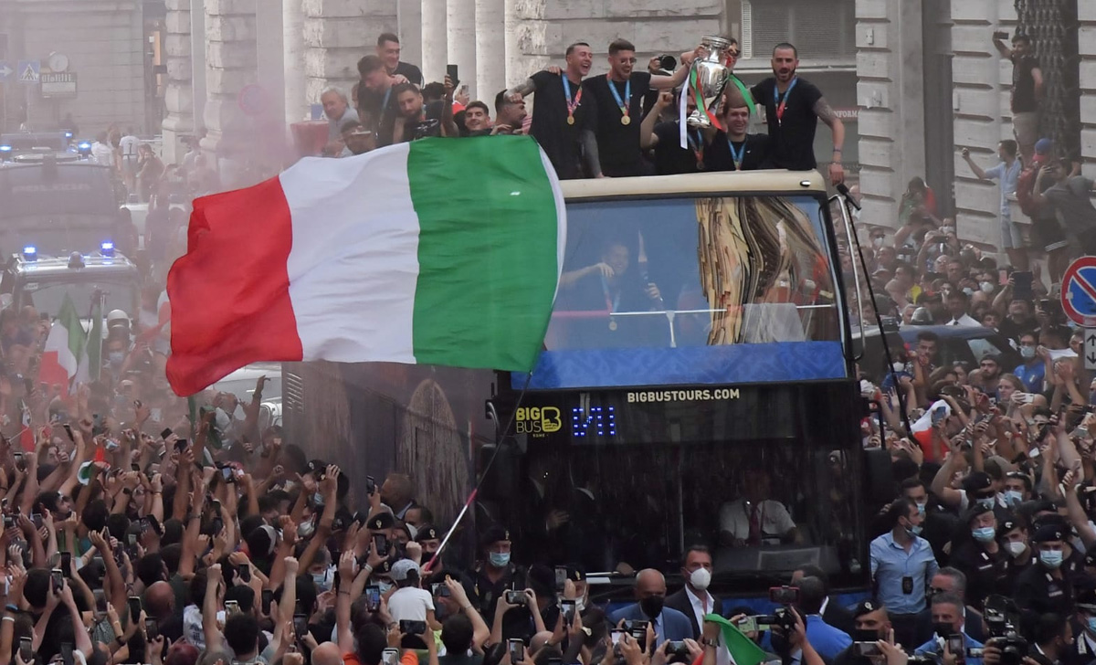Bonucci: «Piazza del Popolo? Immagino abbiano valutato le autorità» 36 Pullman italia
