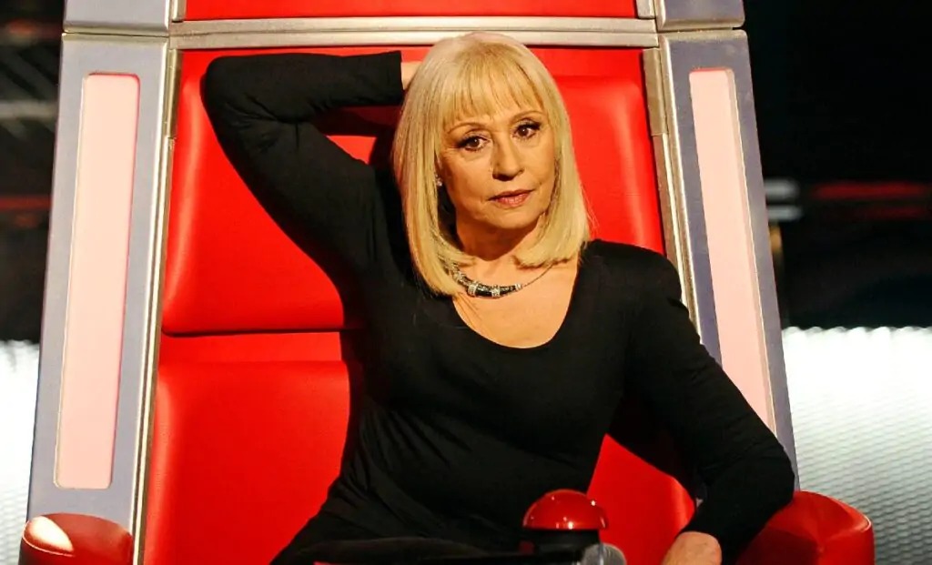 La Juventus ricorda Raffaella Carrà: messaggio emozionante - FOTO 36 raffaella carra